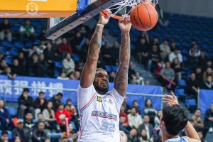 媒体人：山东接近留下克里斯 后者在新赛季薪资收入上做出了让步