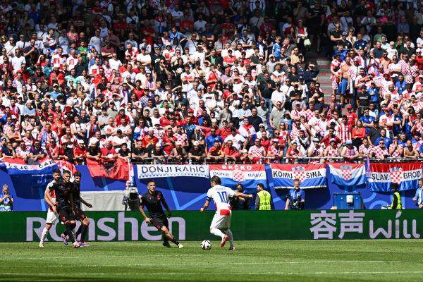 【欧洲杯】乌龙侠立功！阿尔巴尼亚2-2逼平克罗地亚